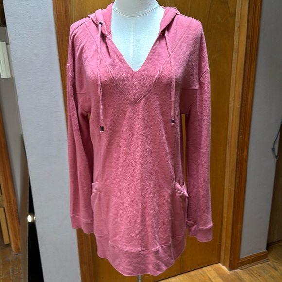 Cable & Gauge Tops - Cable & Gauge lightweight hoodie tunic. Size large